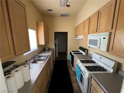 871 Robin Way, Boulder City, NV 89005 Kitchen