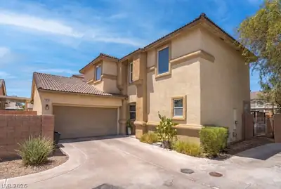 1426 Evening Song Avenue, Henderson