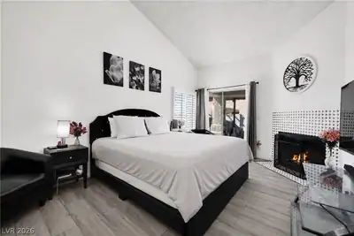 2913 Du Barry Manor Lane, Las Vegas, NV 89108 Bedroom