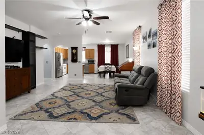 912 Sterling Thorn Court, Las Vegas, NV 89183 Living Room