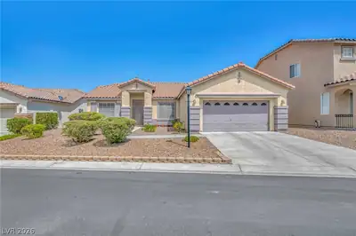 4426 Peaceful Heights Lane, Las Vegas, NV 89129 Front of Structure