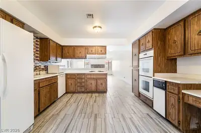 3155 East Rochelle Avenue Kitchen