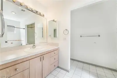 3155 East Rochelle Avenue Primary Bathroom
