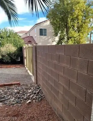 7879 Villa Pintura Avenue, Las Vegas, NV 89131 Yard