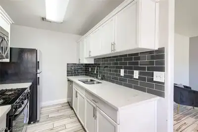 5330 East Charleston Boulevard 106 Kitchen