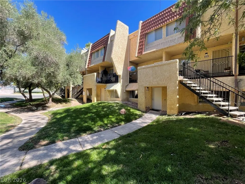 1303 DARLENE Way 202A