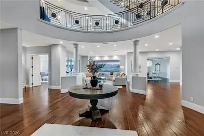 8 Rue Mediterra Drive, Henderson, NV 89011 Entrance Foyer