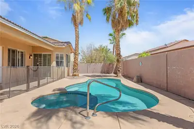 9907 Ridge Manor Avenue Las Vegas, NV 89148