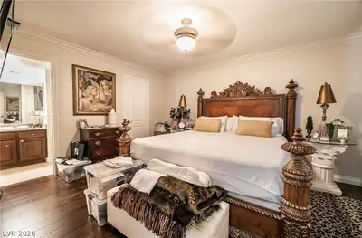 8101 West Flamingo Road 2006 Bedroom