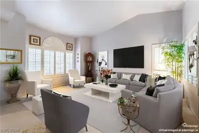 5736 Willowcreek Road, North Las Vegas, NV 89031 Living Room