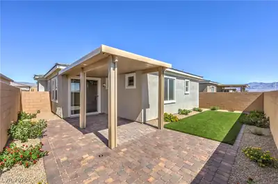 8336 Tanton Ridge Street, Las Vegas, NV 89166 Patio