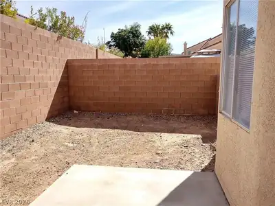 256 Camino Viejo Street, Henderson, NV 89012 Yard