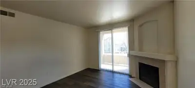 75 North Valle Verde Drive 2121 Living Room
