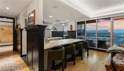 4575 Dean Martin Drive 2806 Kitchen