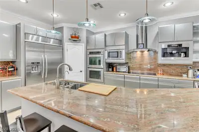 86 Teton Pines Drive, Henderson, NV 89074 Kitchen
