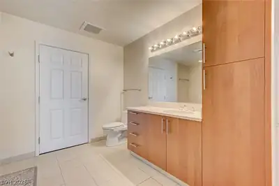 200 West Sahara Avenue 3205 Primary Bathroom