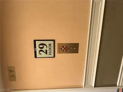125 East Harmon Avenue 2918 Hallway