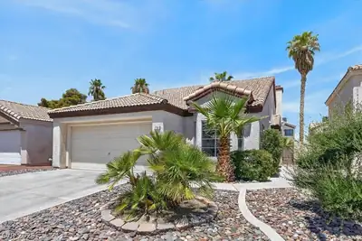 1730 Garden Path Court Las Vegas, NV 89119