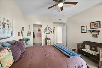 3550 Bay Sands Drive 3077 Bedroom