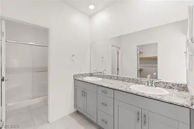 10952 Artisan Ranch Avenue, Las Vegas, NV 89166 Primary Bathroom