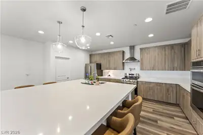 1012 Zurich Avenue, Henderson, NV 89015 Kitchen