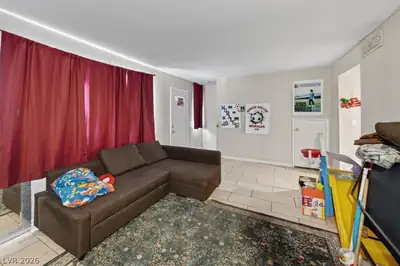 2518 Bulloch Street D Living Room