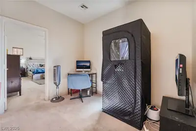 5537 Punto Del Castello Court Bedroom