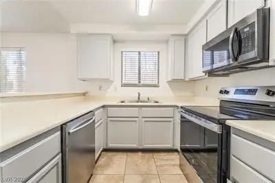 6863 Tamarus Street 101 Kitchen