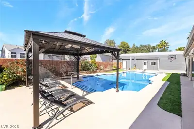 2877 South Buffalo Drive Pool