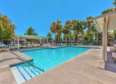 5596 Prospectors Creek Way, Las Vegas, NV 89122 Pool