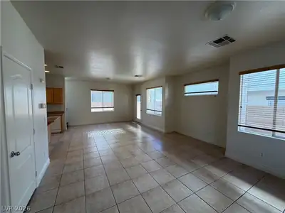 3762 Corpolo Avenue Living Room