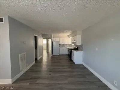 4396 Vegas Valley Drive 2 Kitchen