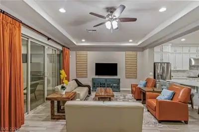 313 Castellari Drive, Las Vegas, NV 89138 Living Room