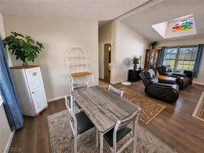 3221 West Susan Avenue 4 Dining Area