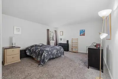 745 North Royal Crest Circle 115 Bedroom