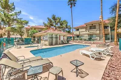 384 Sunward Drive 0 Pool