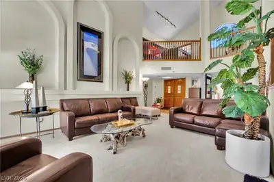 6767 Tree Haven Court, Las Vegas, NV 89146 Living Room