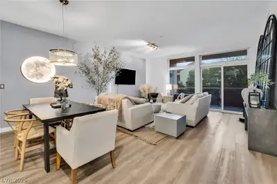 8925 West Flamingo Road 201 Living Room