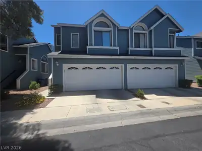 5027 Strauss Drive Front of Structure