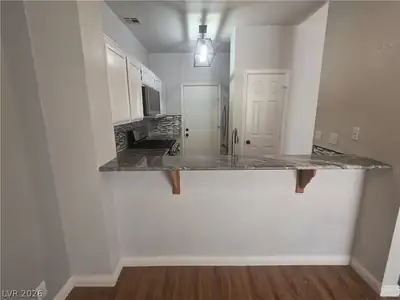 5027 Strauss Drive Kitchen