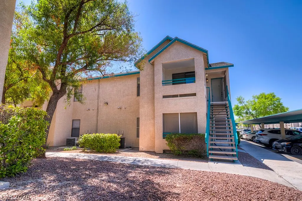 5121 Lindell Road 206