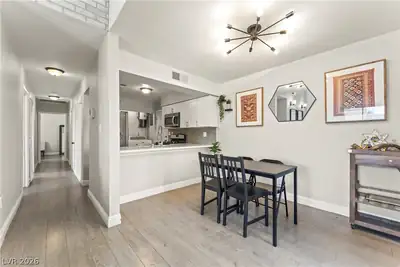 1403 Santa Anita Drive A Dining Area