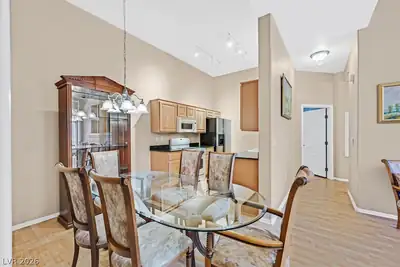 8805 Jeffreys Street 1088 Dining Area