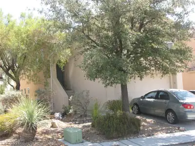 8744 Palomino Ranch Street, Las Vegas, NV 89131 Front of Structure