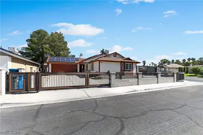 5876 Tippin Drive, Las Vegas