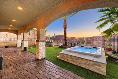 41 Tatahatso Point Street, Henderson, NV 89011 Patio