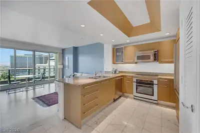 322 Karen Avenue 1604 Kitchen