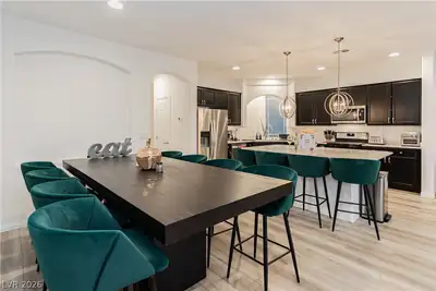 7688 Sandhaven Street, Las Vegas, NV 89139 Dining Area