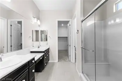 652 Longfeather Street Primary Bathroom