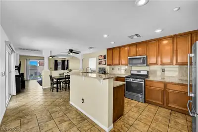 148 Afternoon Rain Avenue, Henderson, NV 89002 Kitchen